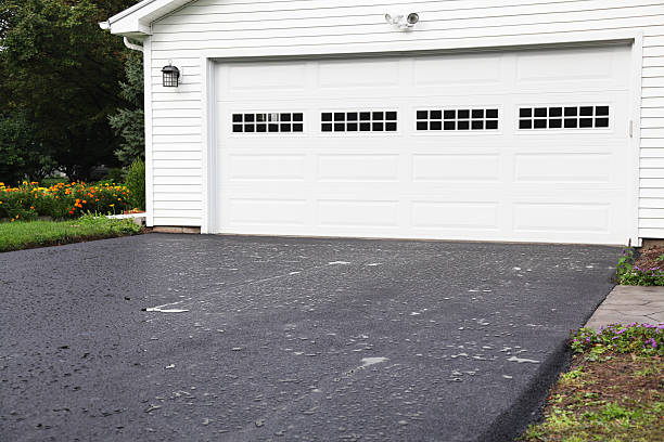 Best Siding Painting and Refinishing  in Lanster, CA